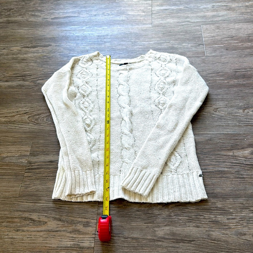 ⭐️ American Eagle Outfitters Beautiful Beaded Sweater
